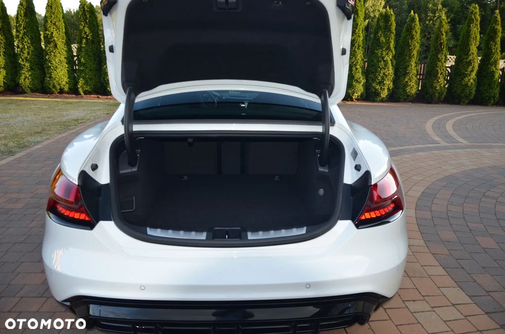 Audi e-tron GT 60 93kWh Quattro - 38