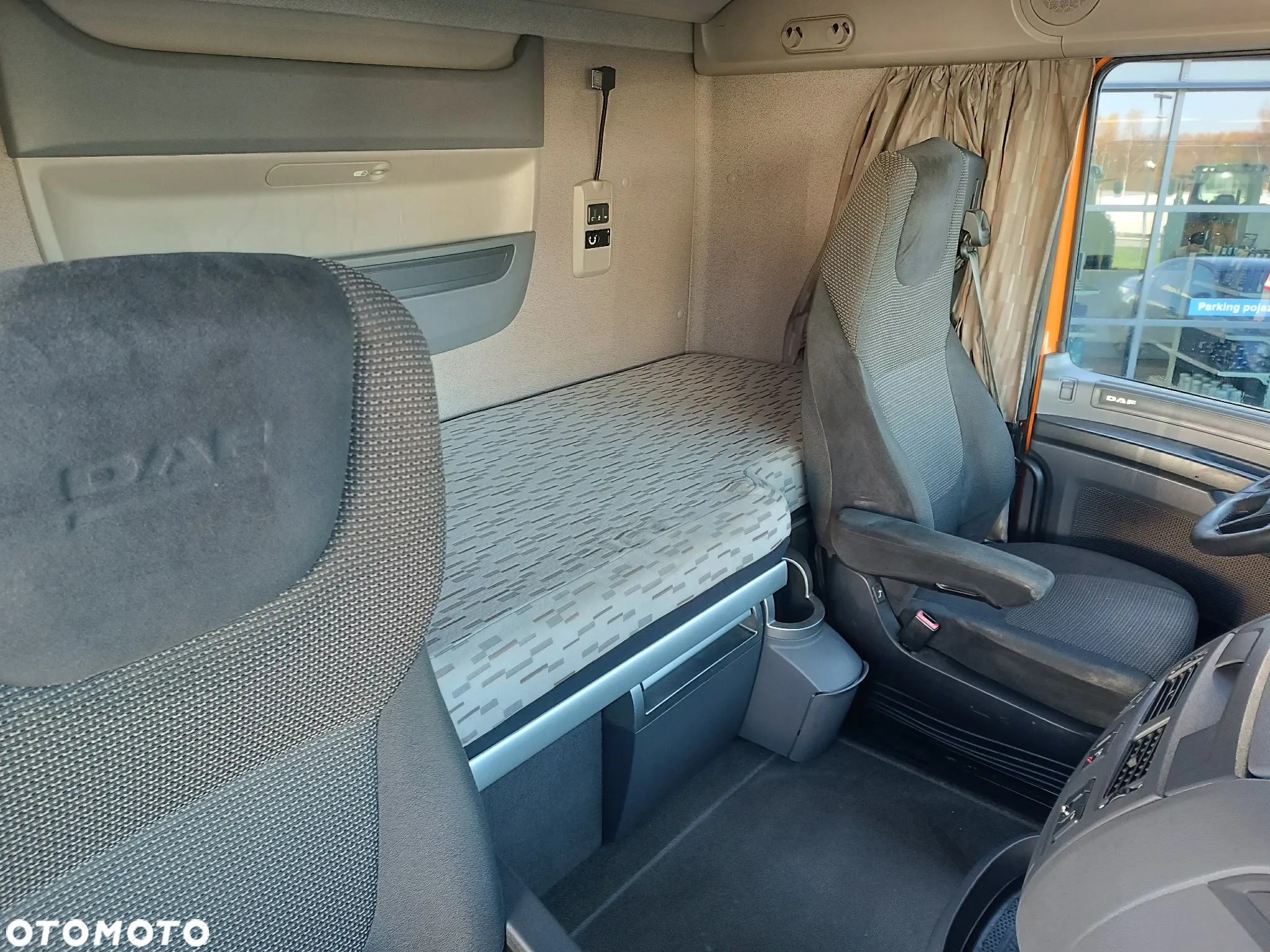 DAF FT 460 XF Super Space Cab - 13