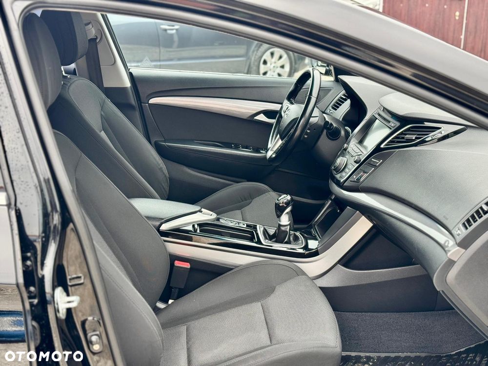 Hyundai i40 Kombi blue 1.7 CRDi Premium - 31