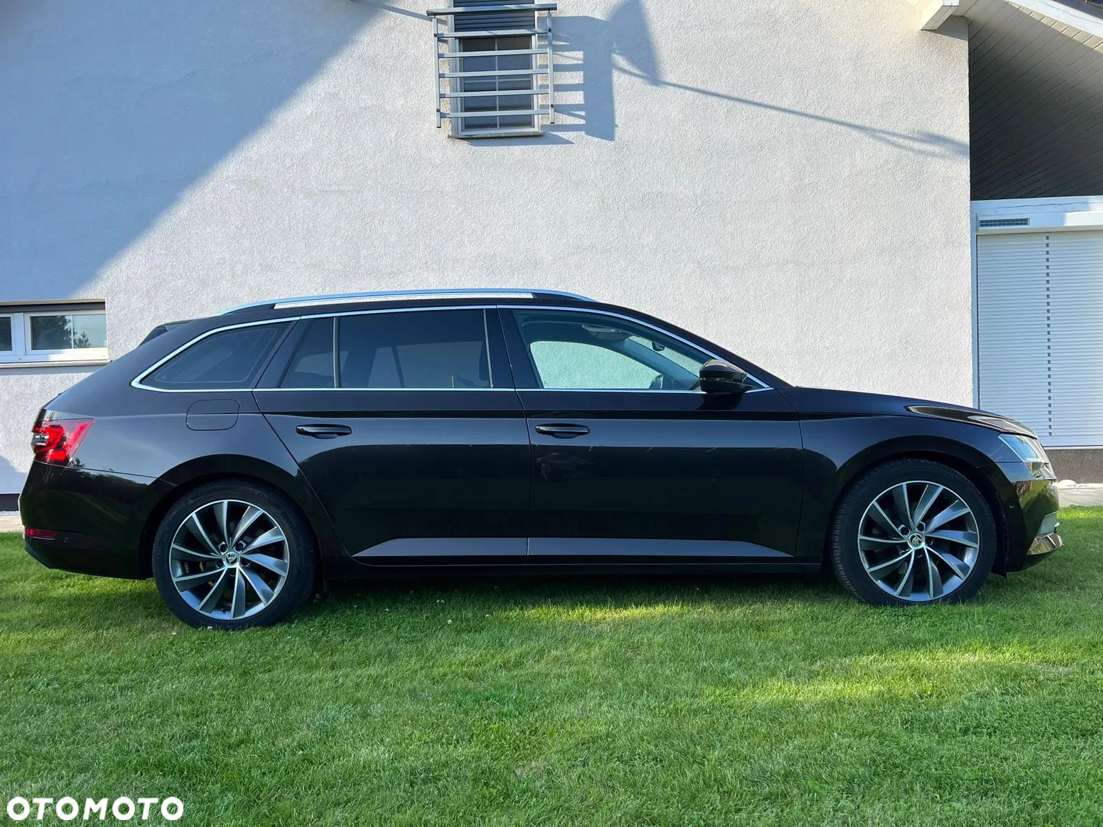 Skoda Superb 2.0 TDI SCR Style DSG - 6