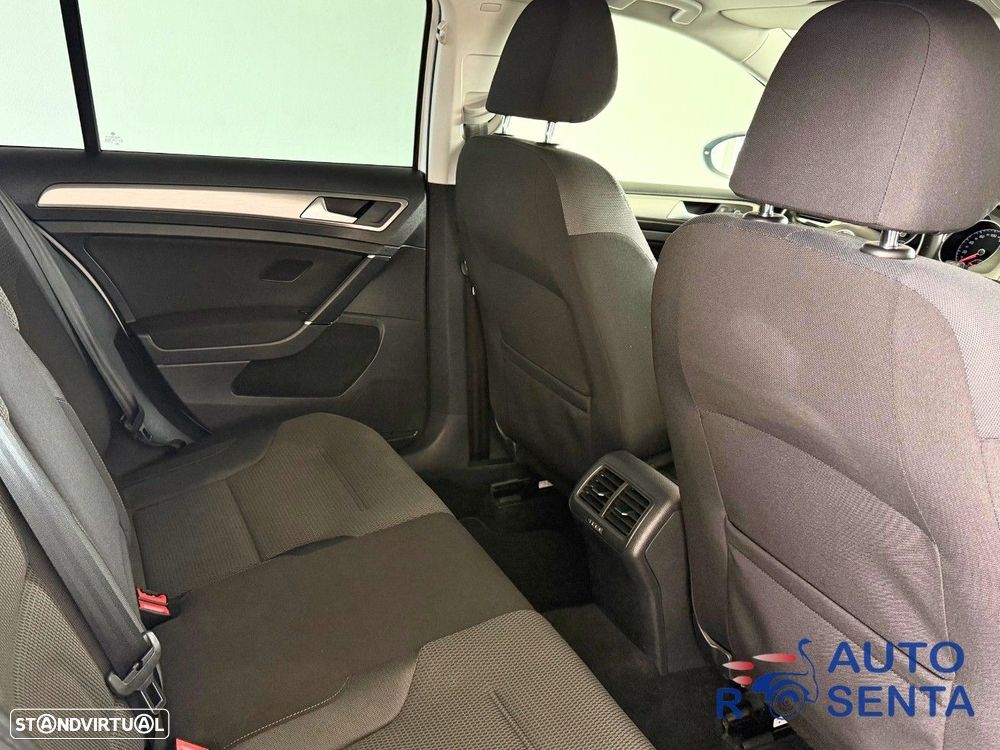 VW Golf Variant 1.6 TDi BlueMotion Confortline - 18