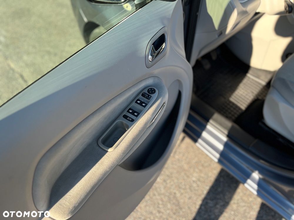 Citroën C3 Picasso 1.6 HDi Exclusive - 12