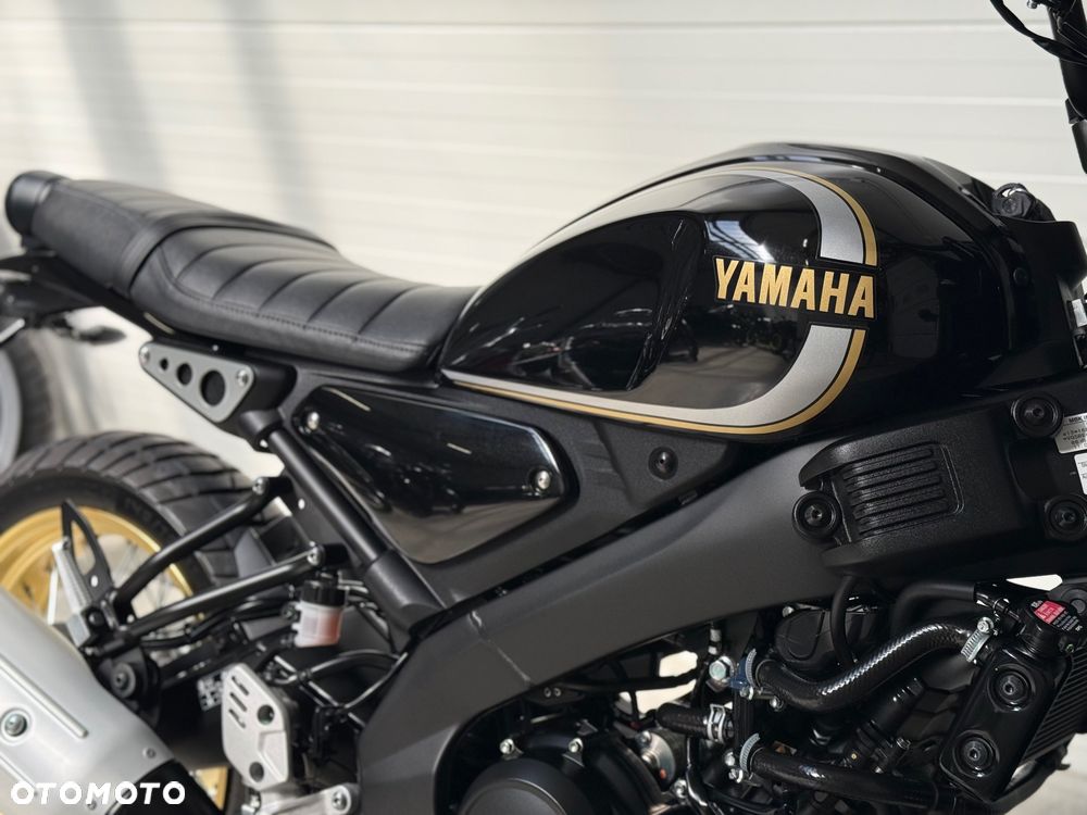 Yamaha XSR - 16