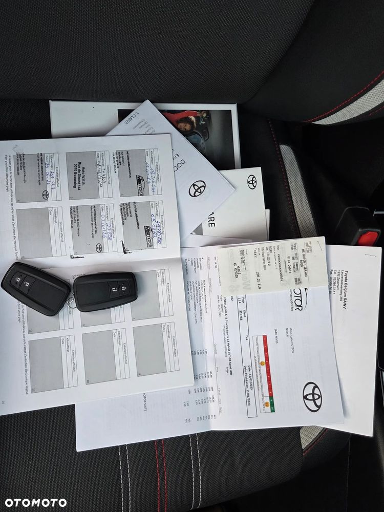 Toyota Corolla 1.8 Hybrid GR Sport - 30