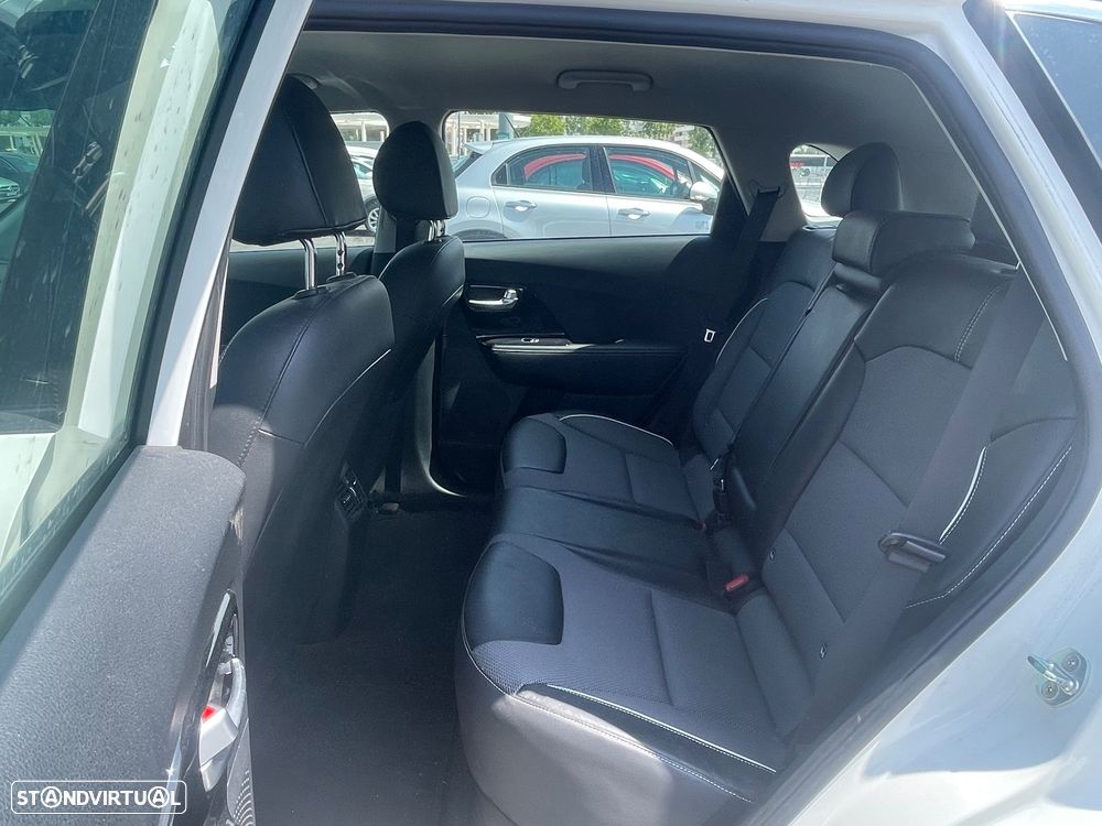Kia e-Niro 64kWh - 11