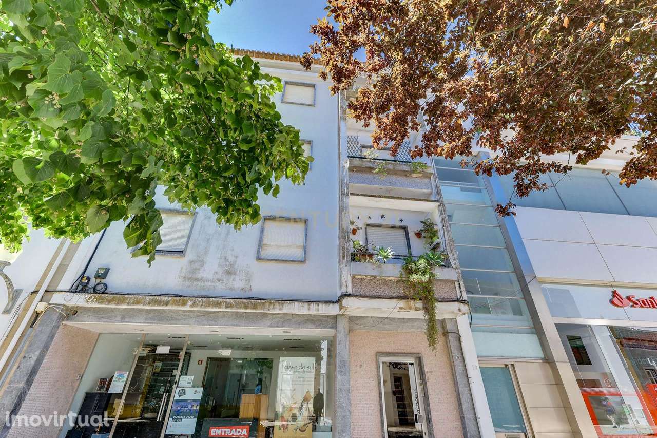 Apartamento T2, Centro de Beja, 74 m2, duas varandas, Arrendado - Grande imagem: 4/8