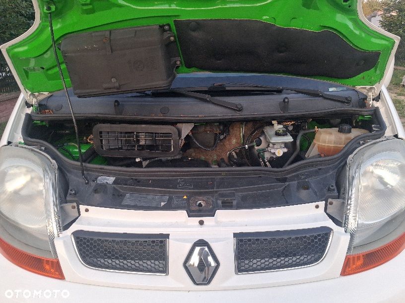 Renault Trafic - 13
