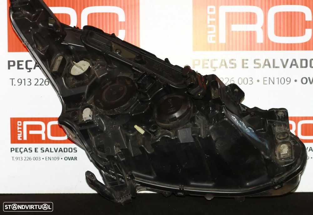 ÓPTICA ESQUERDA PEUGEOT 208 - 4