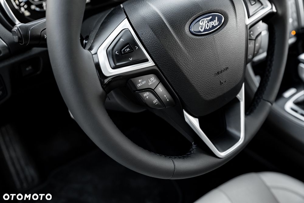 Ford Mondeo 2.0 EcoBoost ST-Line - 37