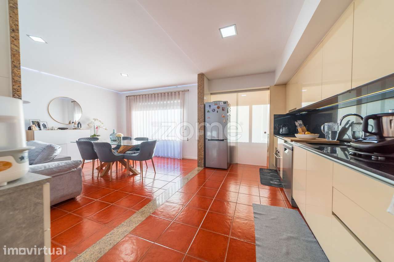 Apartamento T2 em Caldelas - Grande imagem: 5/36
