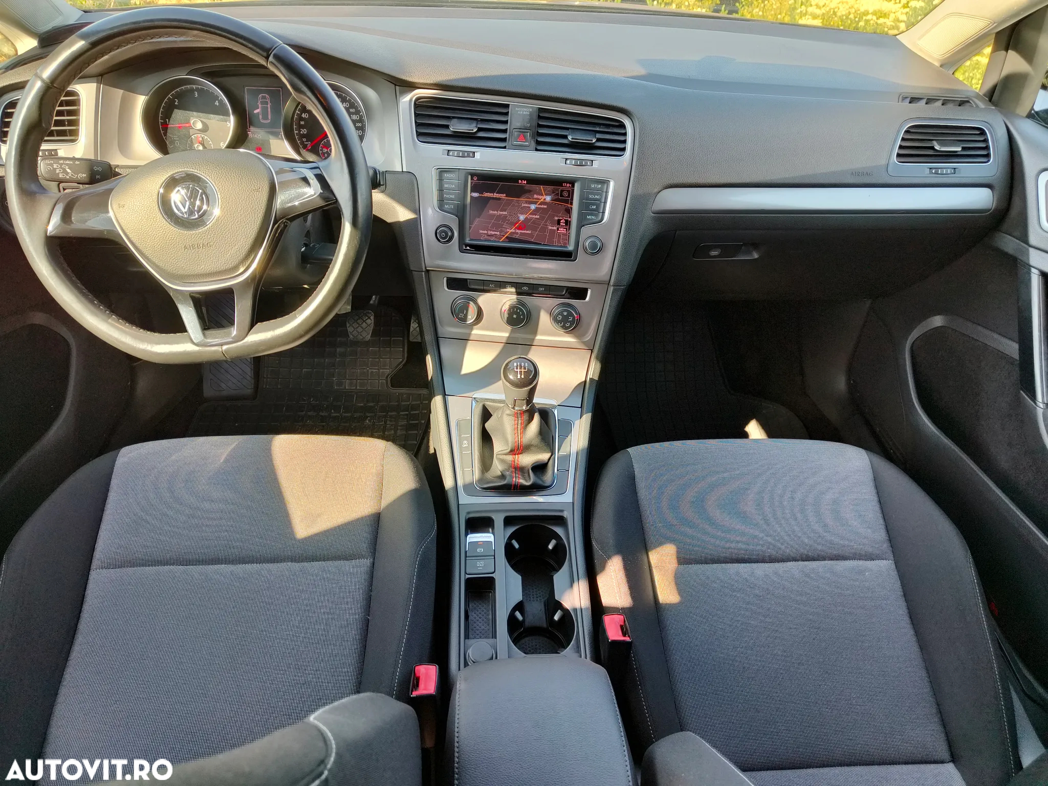 Volkswagen Golf 1.6 BlueTDI Comfortline - 8