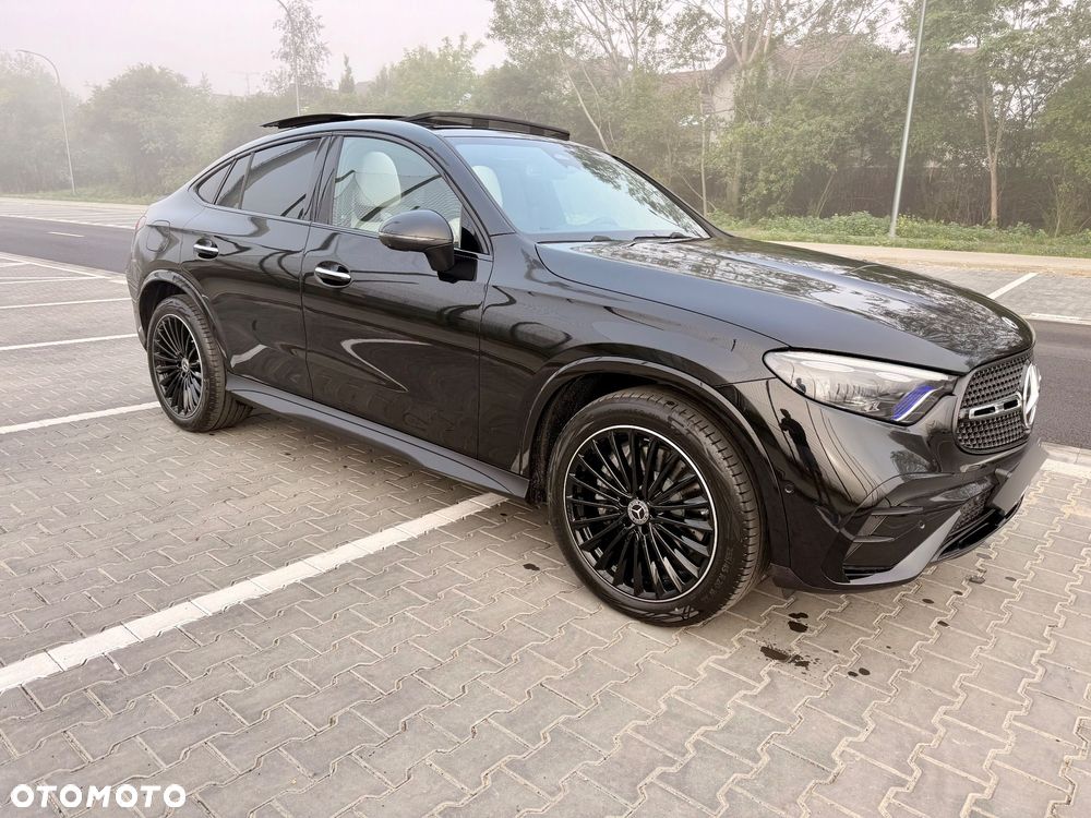 Mercedes-Benz GLC 220 d mHEV 4-Matic AMG Line - 4