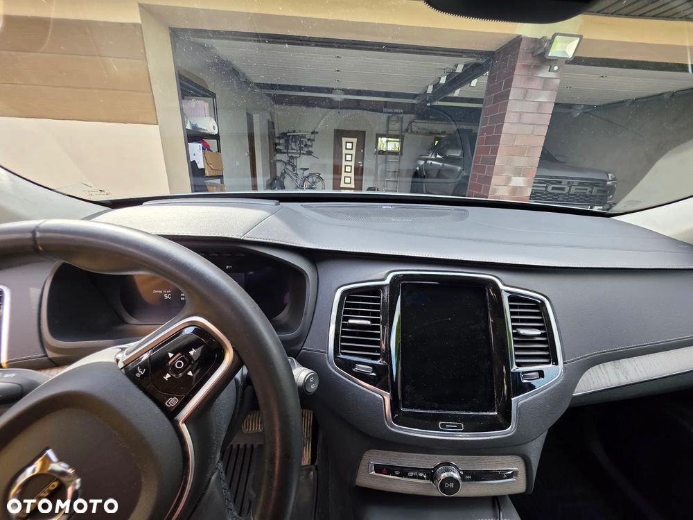 Volvo XC 90 - 16