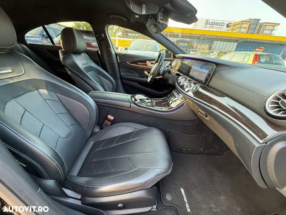 Mercedes-Benz CLS AMG 53 4MATIC Aut - 13