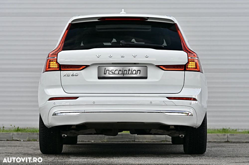 Volvo XC 60 B4 MHEV AT8 AWD Inscription - 11