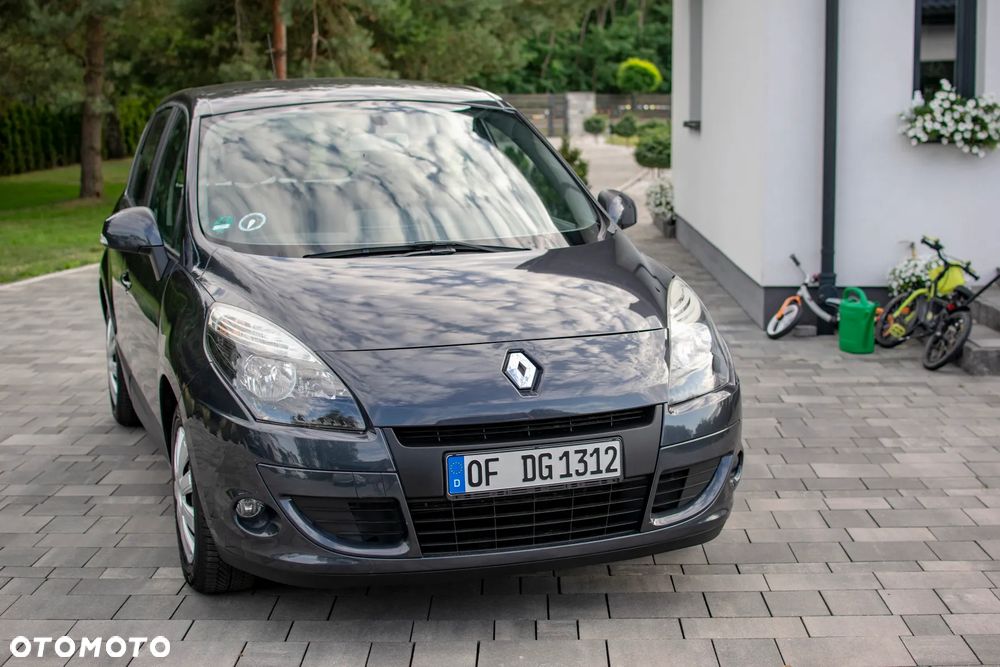 Renault Scenic - 11