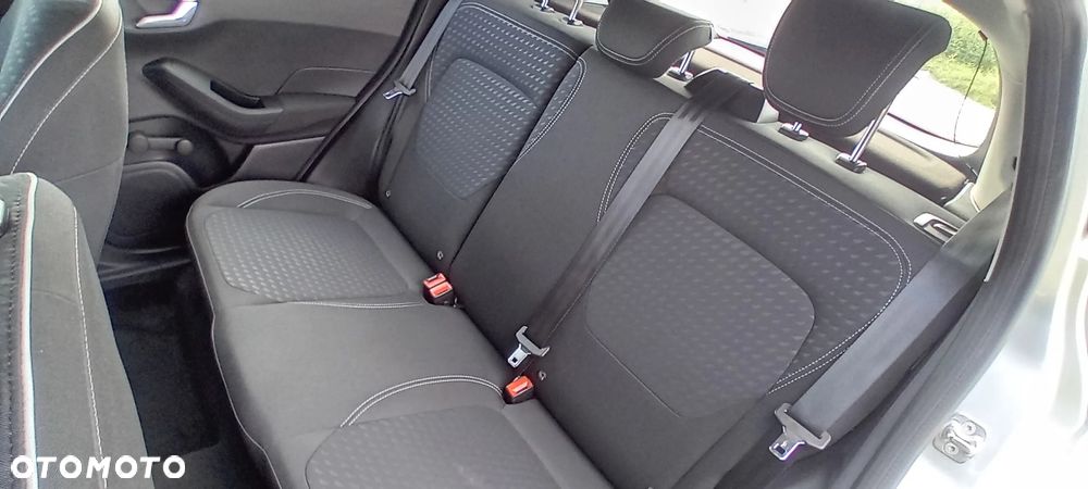 Ford Fiesta - 34