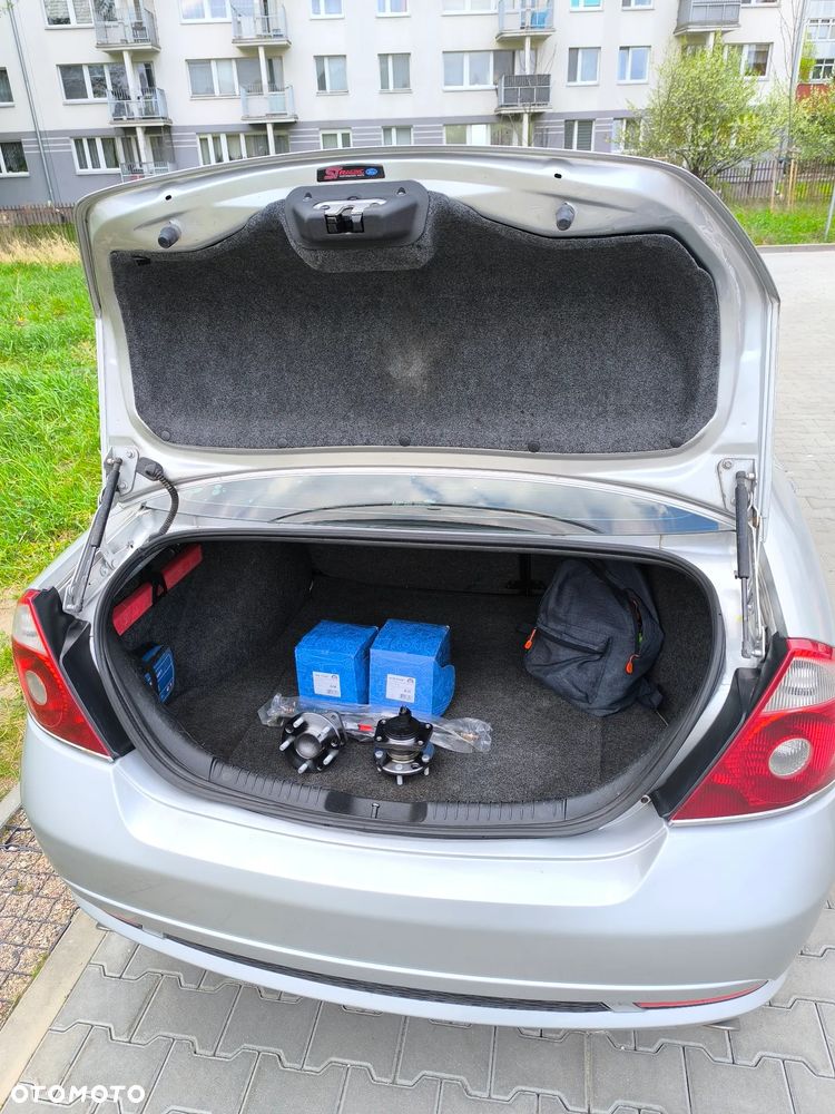 Ford Mondeo 3.0 V6 ST 220 - 9