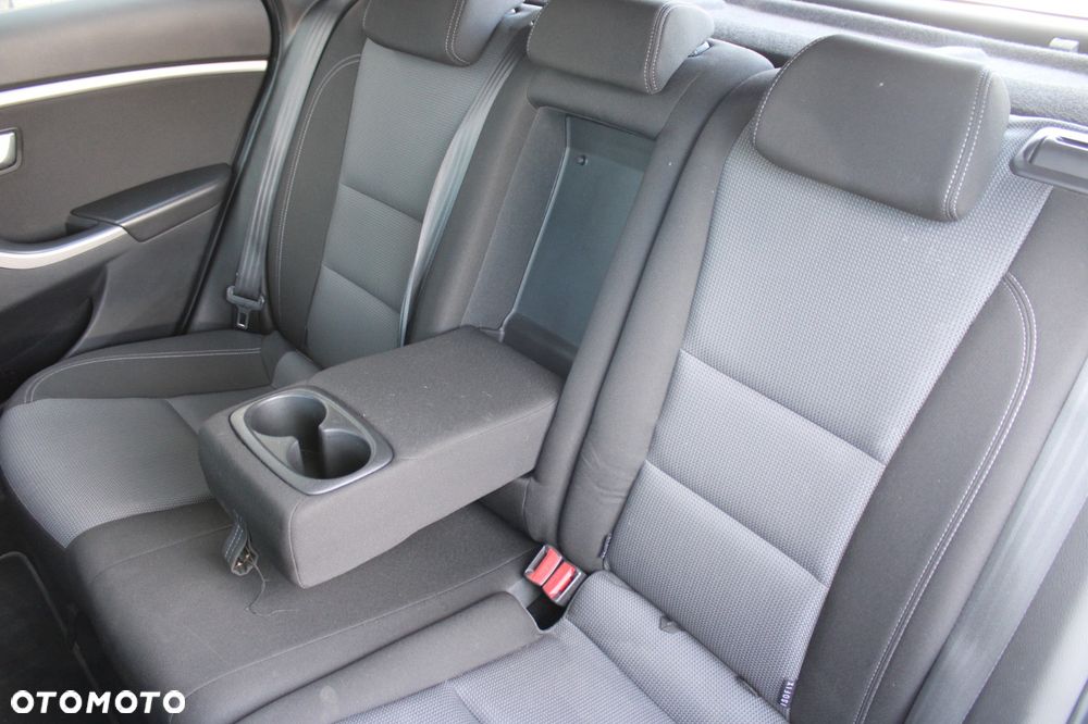 Hyundai i30 1.6 CRDi Premium - 21