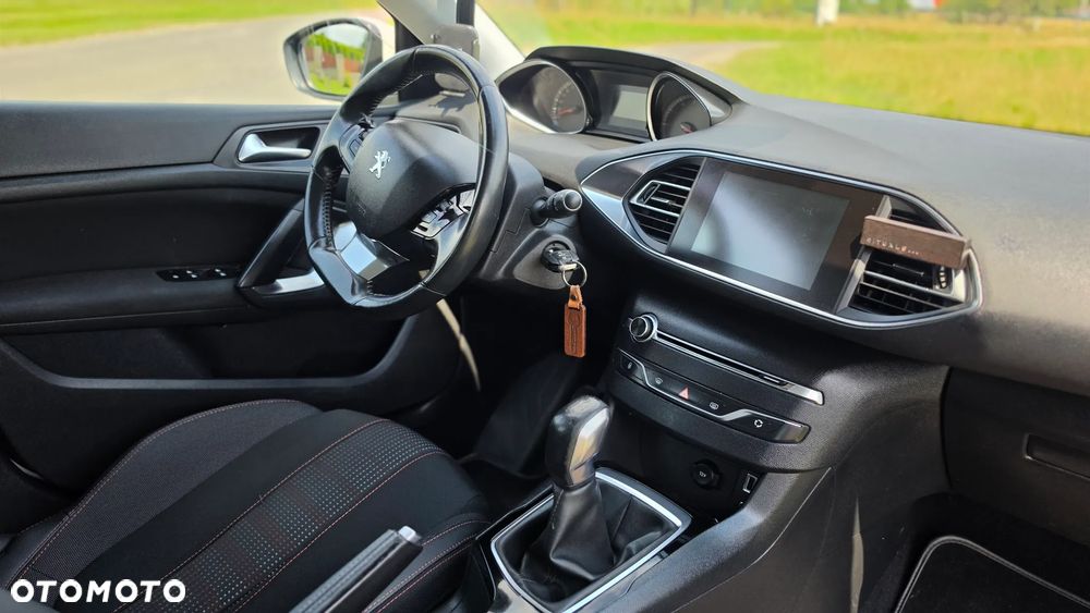 Peugeot 308 1.6 BlueHDi Active S&S - 8