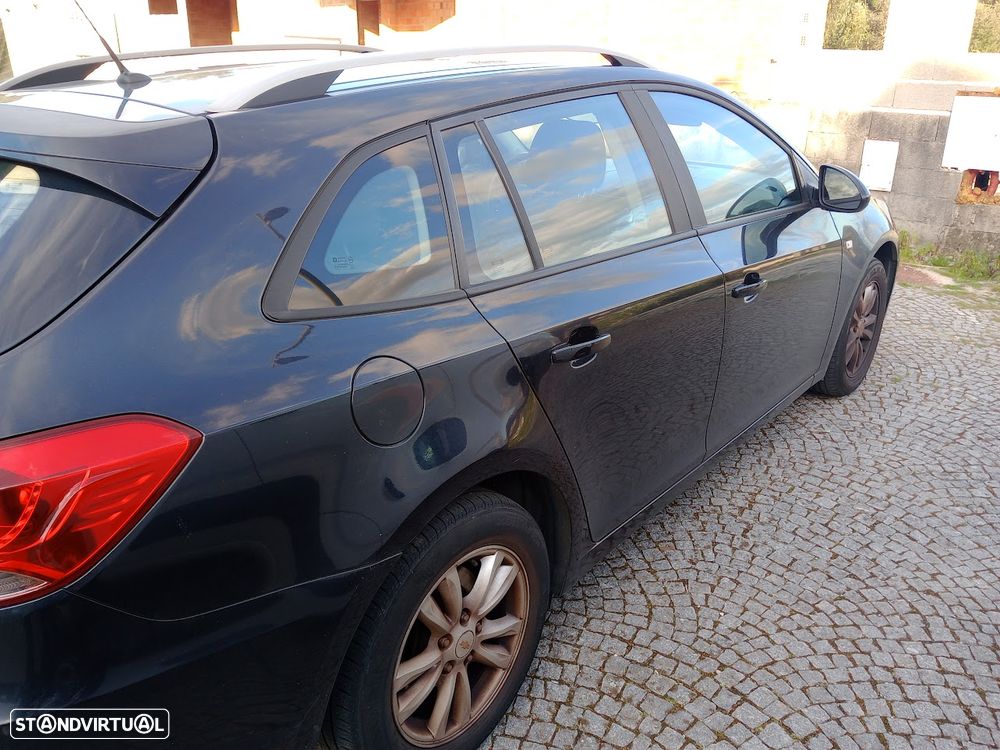 Chevrolet Cruze SW 1.7 VCDi LT - 4