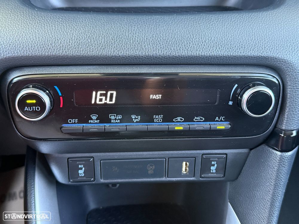 Toyota Yaris 1.5 HDF Exclusive - 41