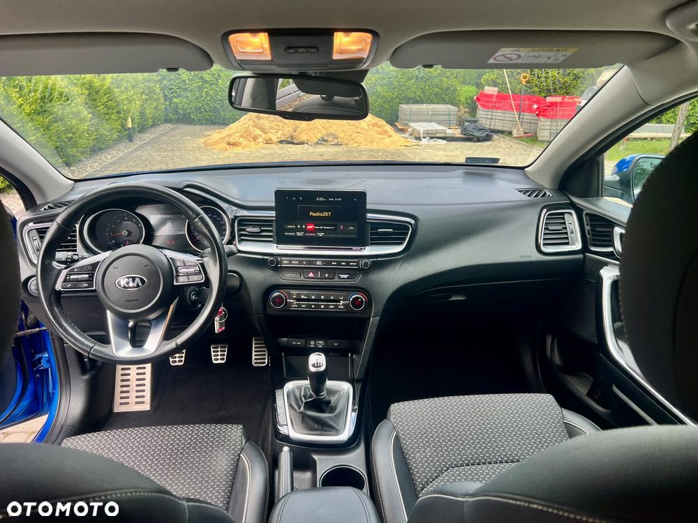 Kia Ceed 1.4 T-GDI L Business Line - 14
