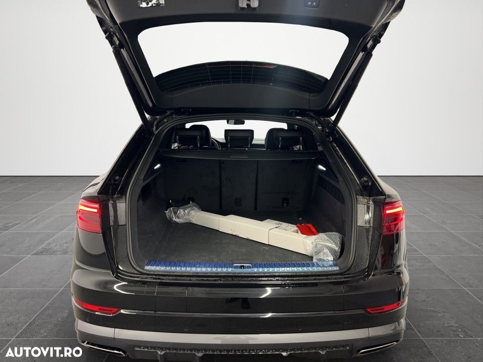 Audi Q8 - 21