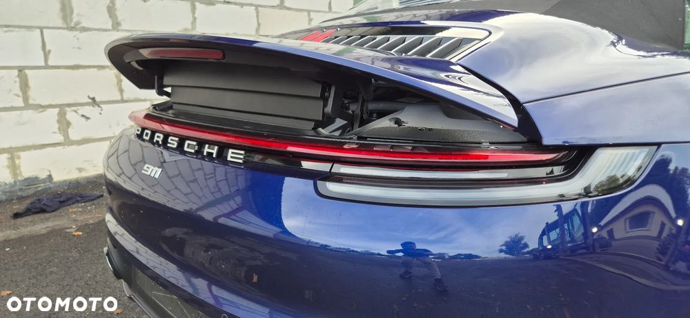Porsche 911 Carrera 4S - 9