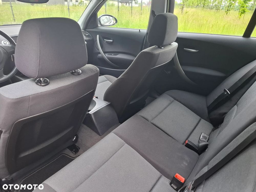 BMW Seria 1 - 12