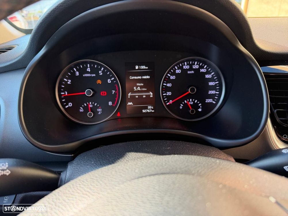 Kia Stonic 1.0 T-GDI Tech - 8