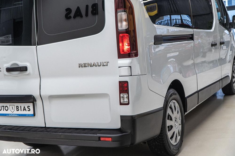 Renault Trafic 2.0 Blue dCi 110 S&S L2 8+1 Life - 38