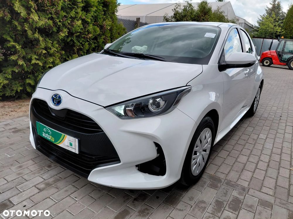 Toyota Yaris - 4