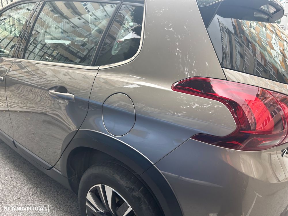 Peugeot 2008 1.6 BlueHDi Allure - 8