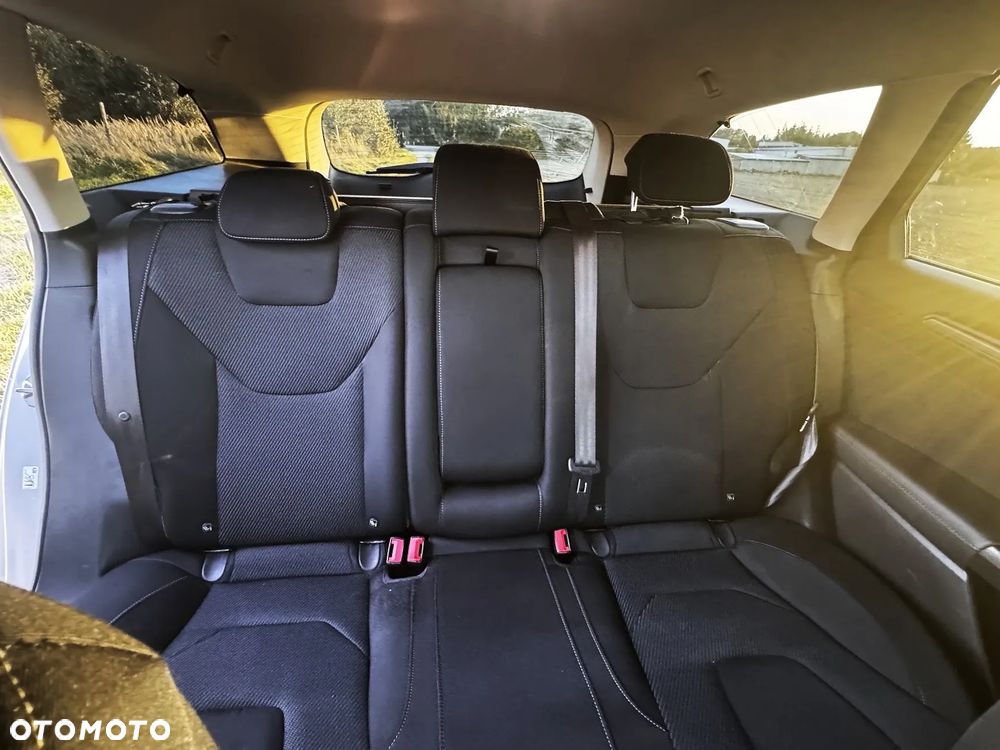 Ford Mondeo - 26