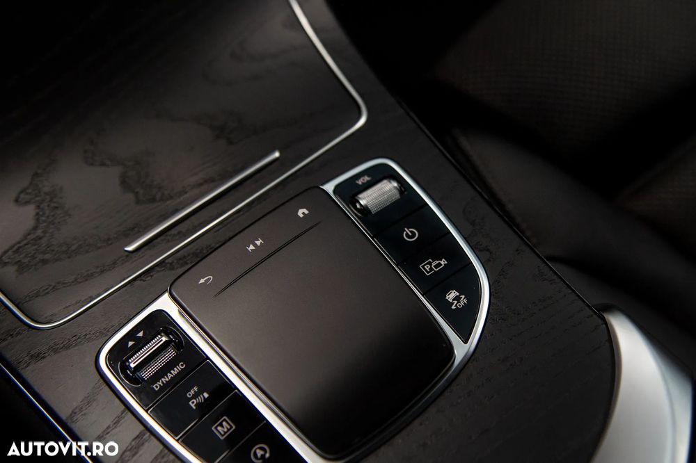 Mercedes-Benz GLC 200 4MATIC - 23