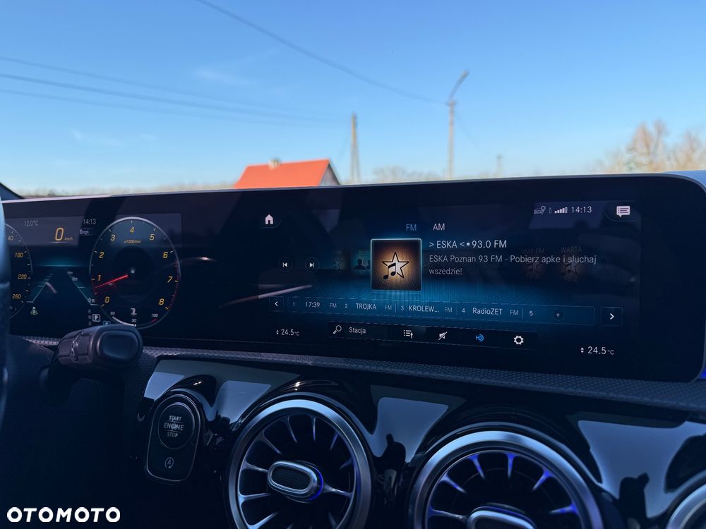 Mercedes-Benz CLA - 40