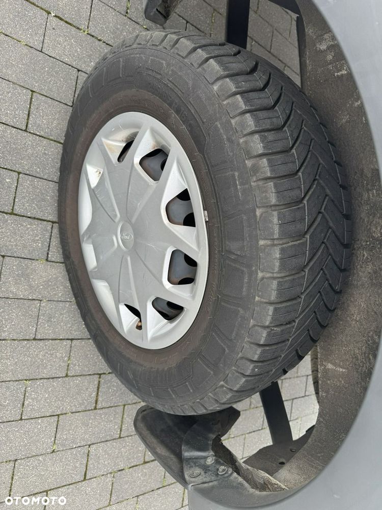 Ford Transit - 18