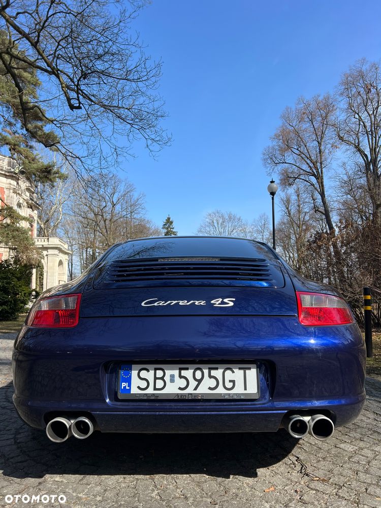 Porsche 911 Carrera 4 S - 6