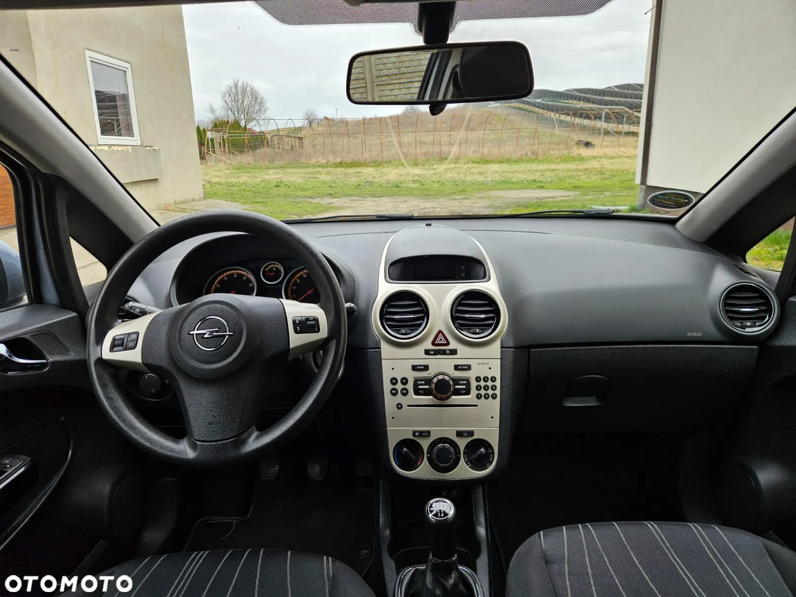 Opel Corsa 1.4 16V - 6