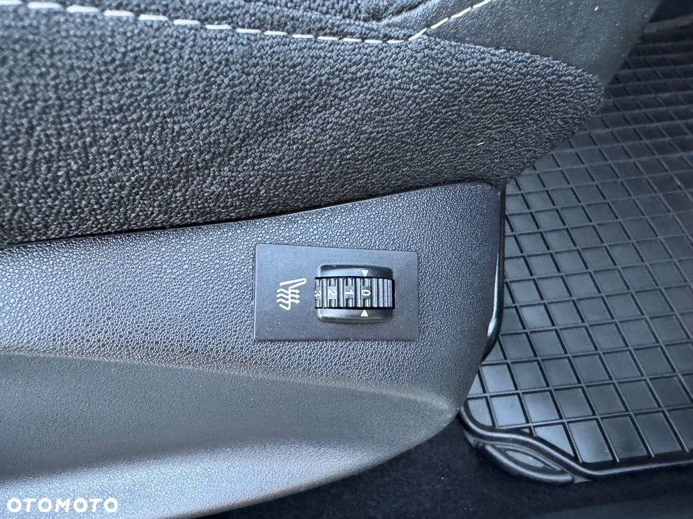 Citroën DS3 PureTech 110 Start & Stop EAT6 SoChic - 18