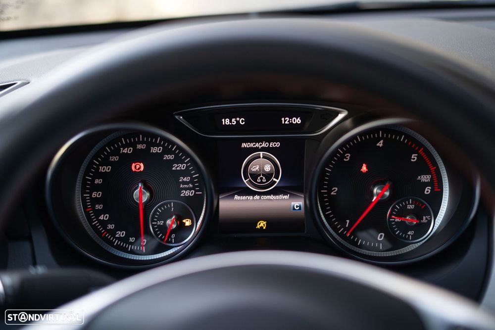 Mercedes-Benz CLA 180 d AMG Line - 19