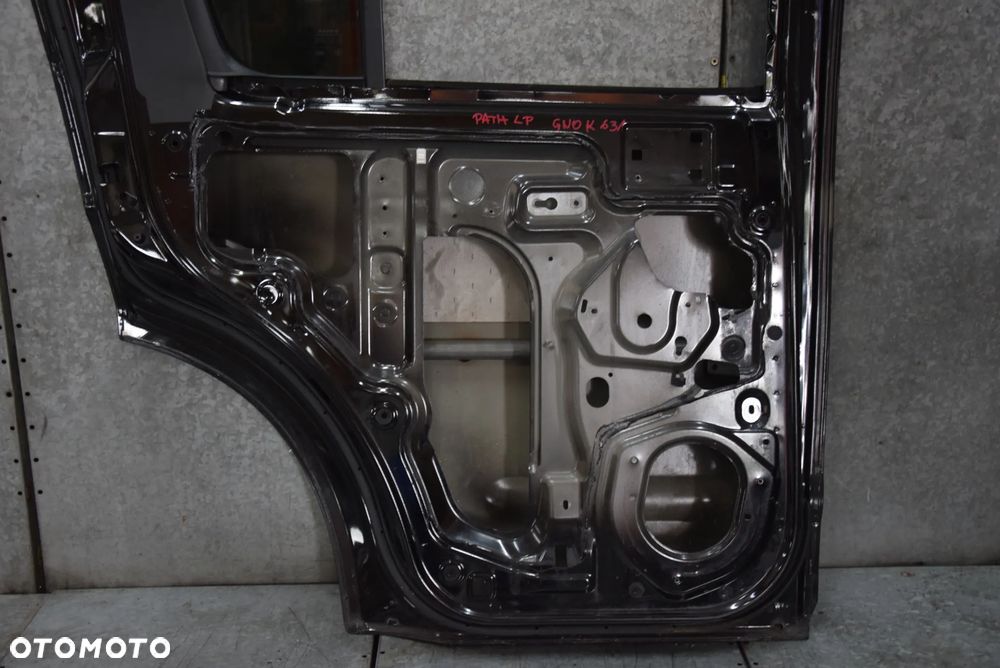 NISSAN PATHFINDER DRZWI LEWE TYŁ GNOK 631 - 6