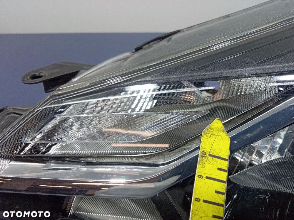 TOYOTA YARIS III LIFT 17- REFLEKTOR LEWY LAMPA PRZEDNIA EU 0D-195 - 10