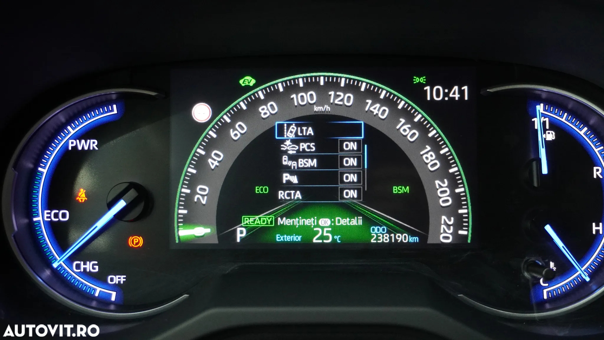 Toyota RAV4 2.5 4x4 Hybrid Lounge - 28