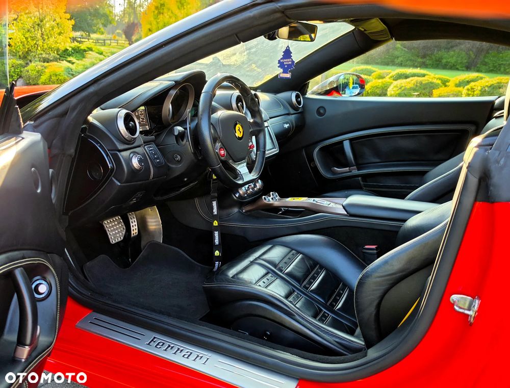 Ferrari California - 11