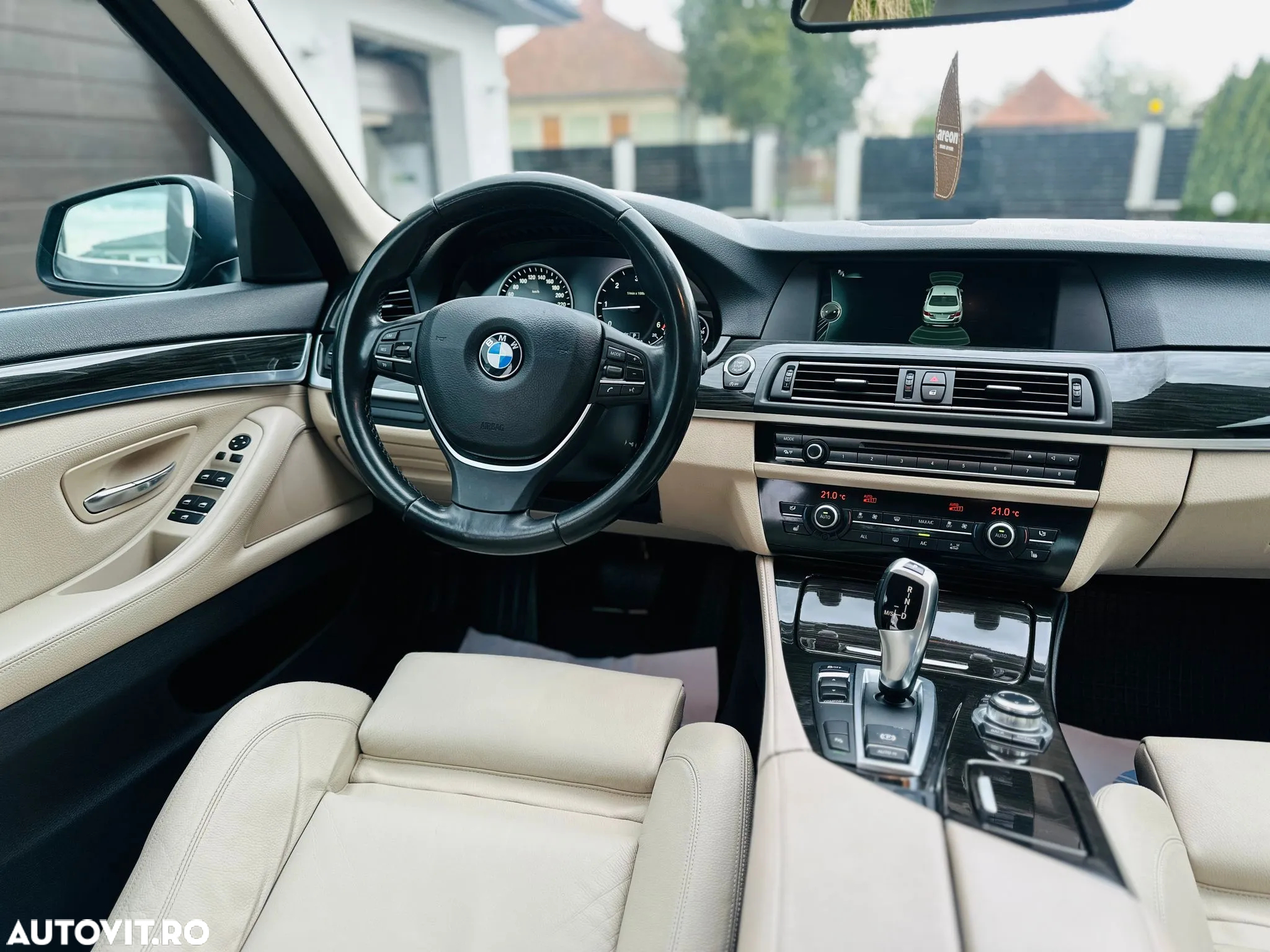 BMW Seria 5 520d - 14