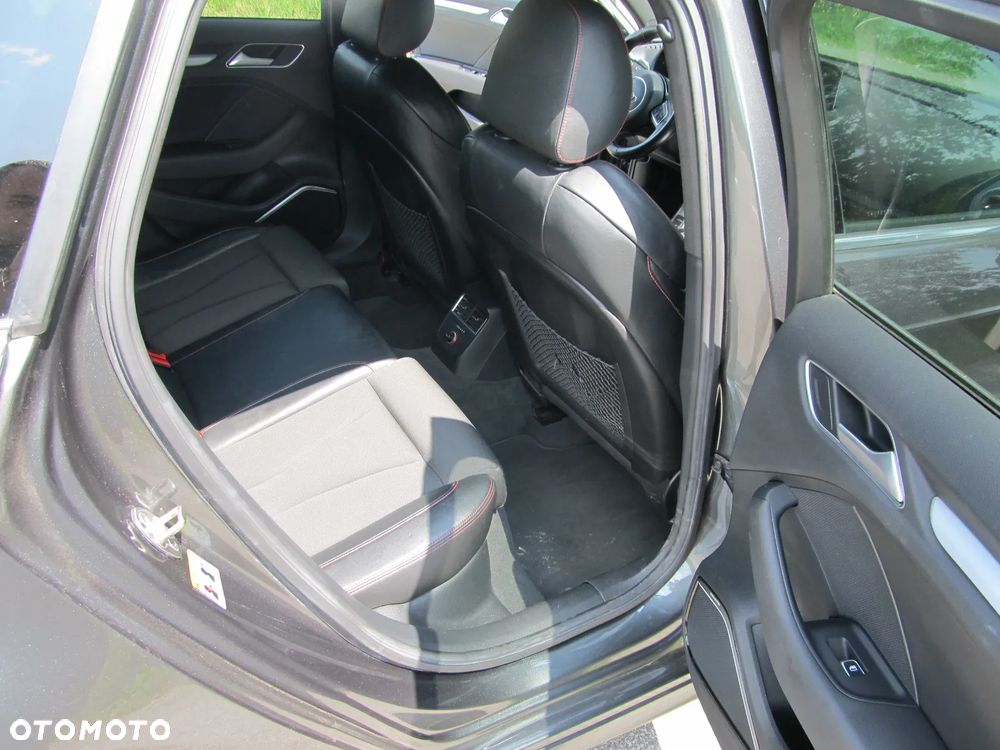 Audi S3 S tronic - 5