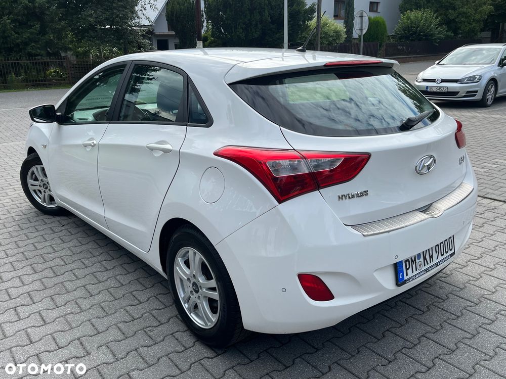 Hyundai i30 blue 1.4 Classic - 4