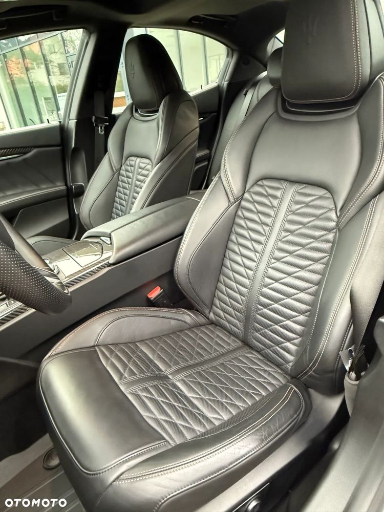 Maserati Ghibli S Q4 GranSport - 11